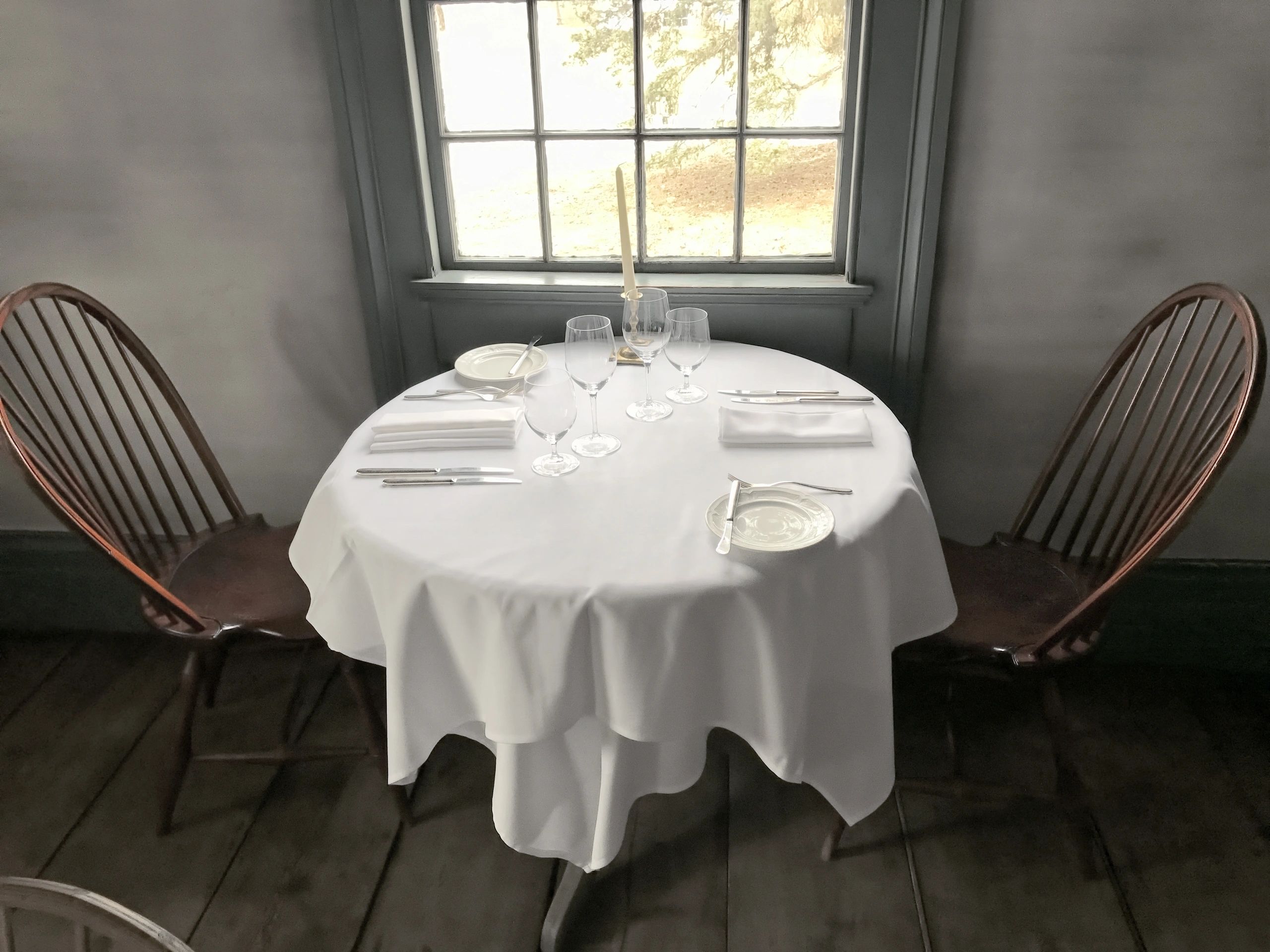 Chic restaurant table setting with glassware